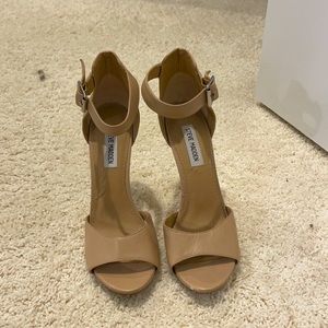 Steve Madden Heels. Size 8.5